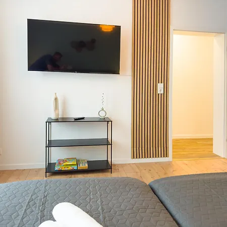アパート Immostay M#2 - Ferienwohnung, Wifi & 4k Tv, Waterfront *
