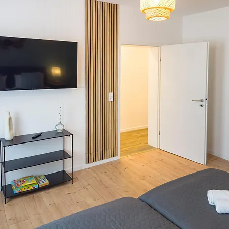 Immostay M#2 - Ferienwohnung, Wifi & 4k Tv, Waterfront アパート
