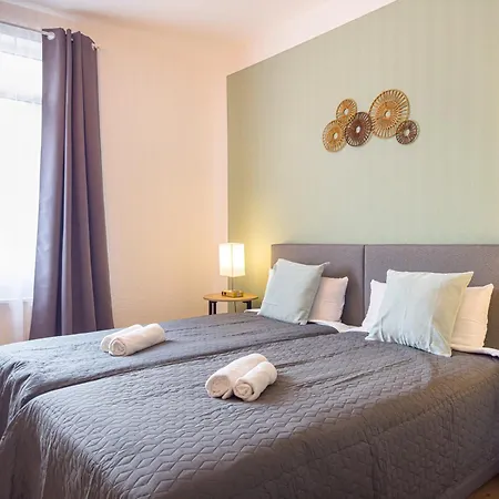 Immostay M#2 - Ferienwohnung, Wifi & 4k Tv, Waterfront * Brema
